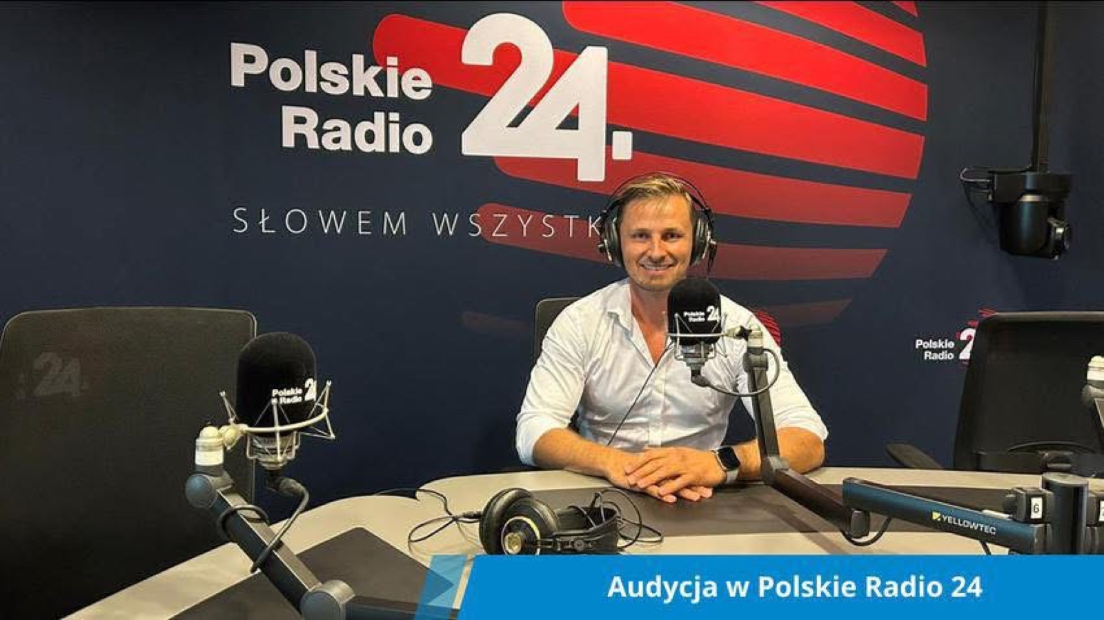 Jacek Kłębowski podczas audycji w Polskim Radiu 24